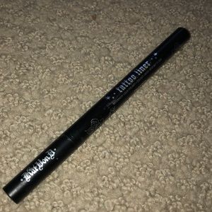Kat Von D black liquid liner